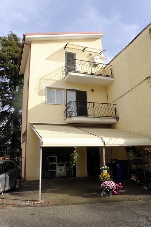 Casa Vacanza La Rondine Valmontone Eksteriør bilde